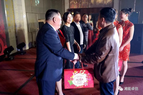 湘能卓信會(huì)計(jì)師事務(wù)所,長沙會(huì)計(jì)師事務(wù)所,會(huì)計(jì)報(bào)表年審業(yè)務(wù)承包,企業(yè)財(cái)務(wù)報(bào)表審計(jì),管理審計(jì)項(xiàng)目審計(jì),管理咨詢會(huì)計(jì)服務(wù),資本驗(yàn)證